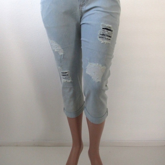 Lane Bryant DESTRUCTED Capri Plus Size NWOT - Picture 5 of 5